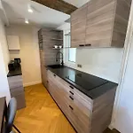 Apartamento Rénové - Centre - Parking - à Pied