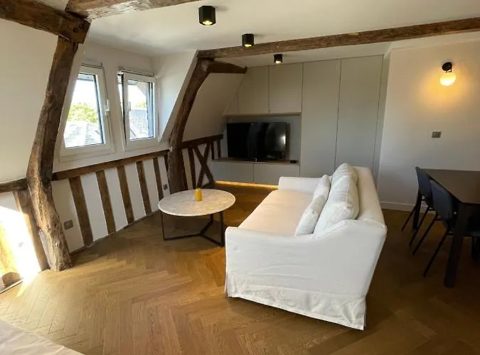 Les Hirondelles Honfleur